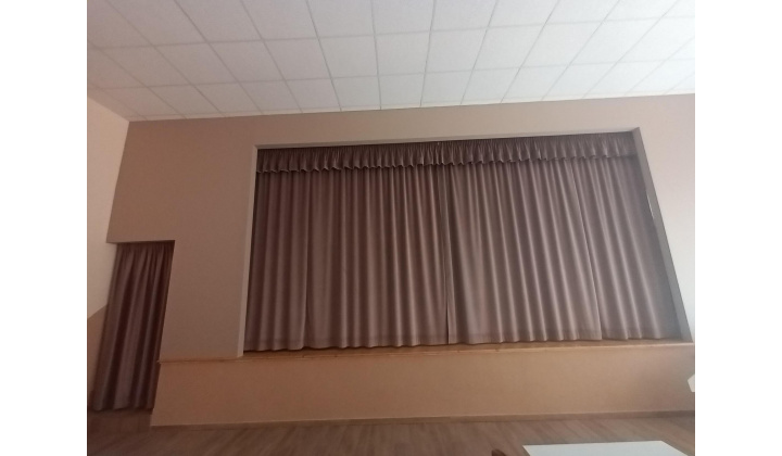 Rekonštrukcia pódia v KD